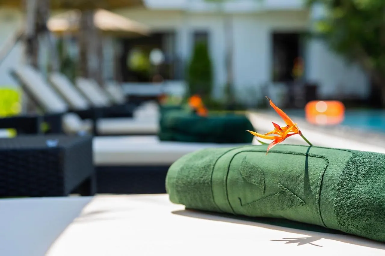 Athenia Hoi An Boutique Hotel & Spa 4*,