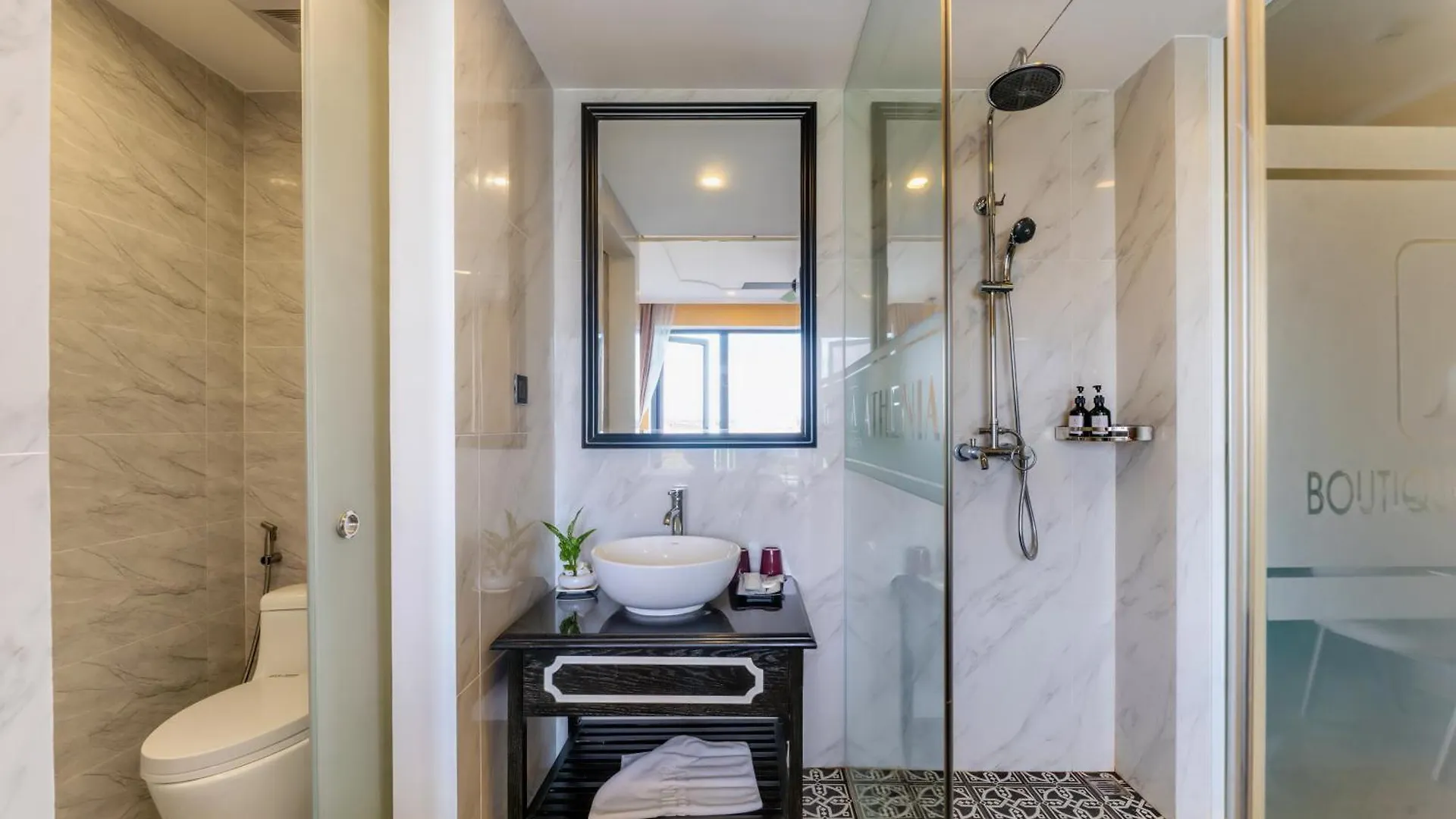 Athenia Hoi An Boutique Hotel & Spa 4*,